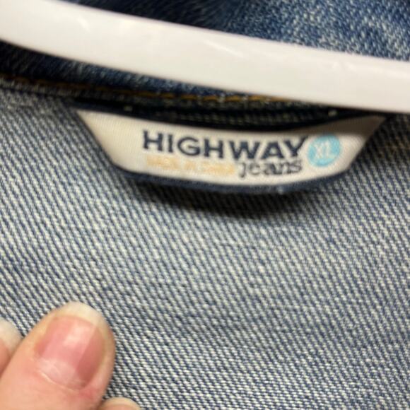 Hwy Jeans Embellished Denim Distressed Trucker Jacket Size XL - Picture 8 of 12